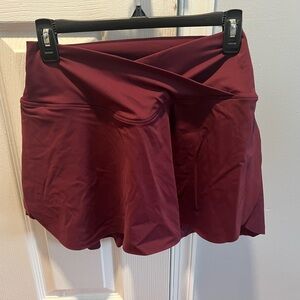 HALARA - NWT - Size M - Burgundy Athletic Skort with pockets